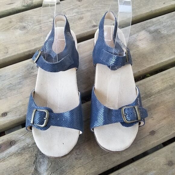 Sanita Daisy Davia Navy Blue Snakeskin Embossed Leather 2 Strap Buckle Sandals - Picture 2 of 8